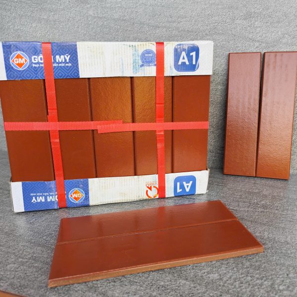 Gạch thẻ Gốm Mỹ 6x24 tráng men đỏ