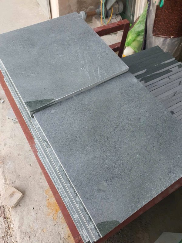 Đá xanh rêu mài kt 30x60x2cm